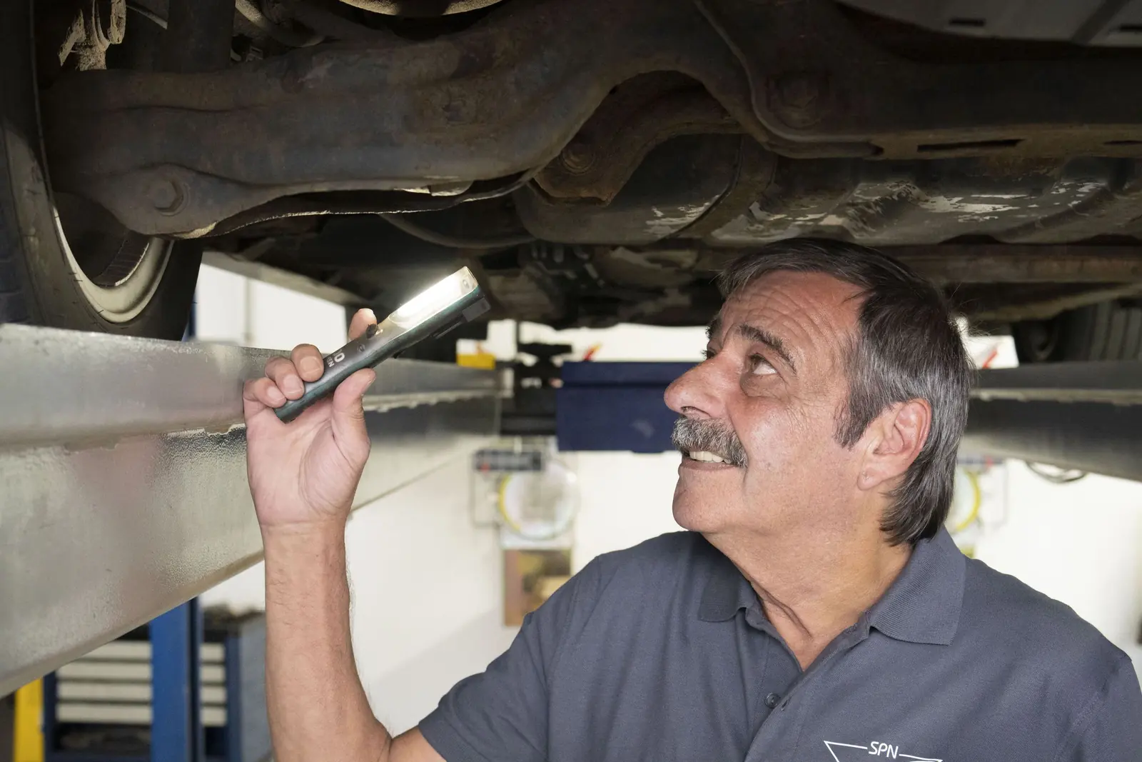 Klimaservice, Unfallinstandsetzung und Ölservice bei der SPN Auto-Team GmbH